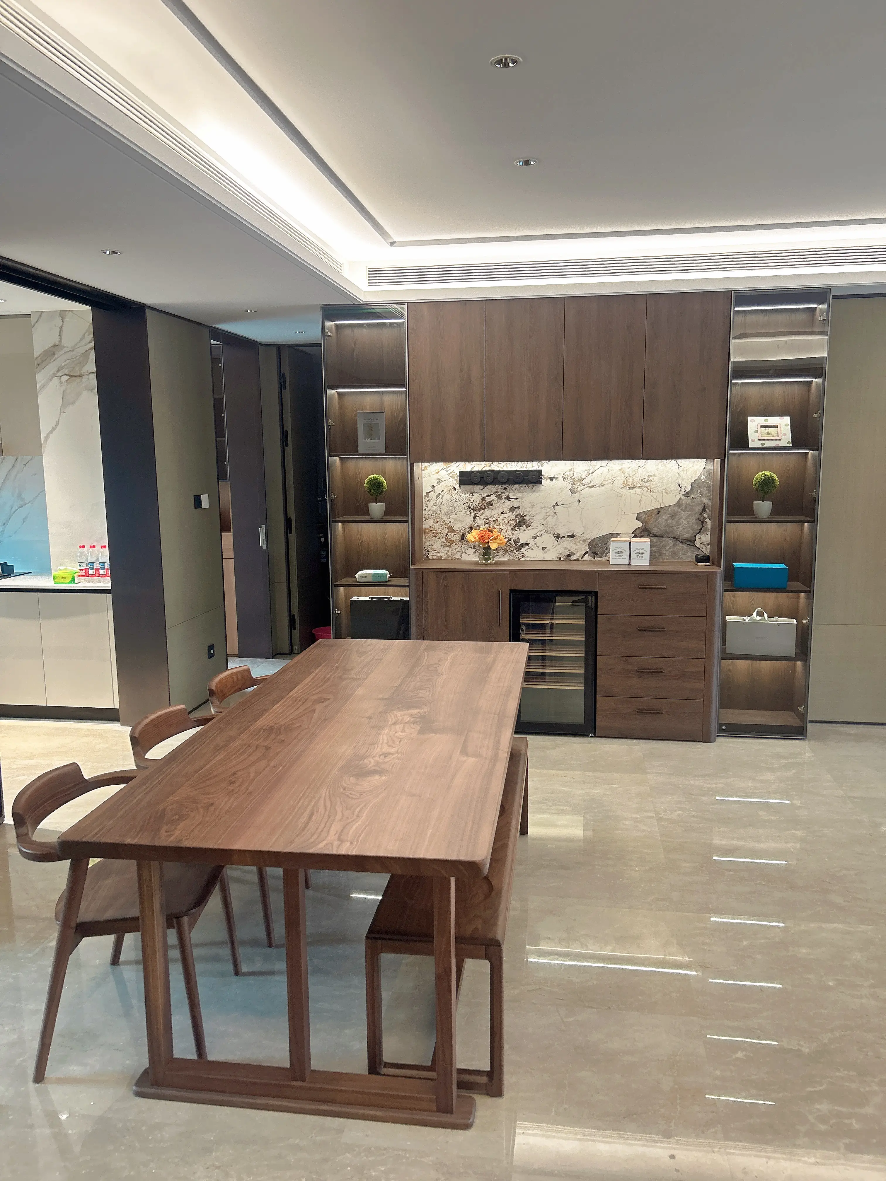 榻榻米定制指南：高性?xún)r(jià)比與靠譜之選