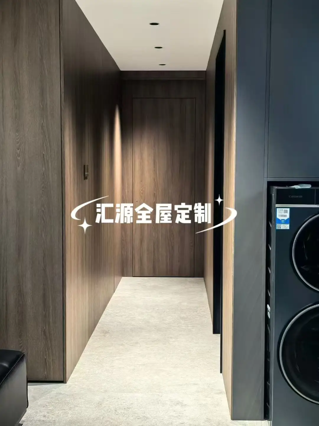 定制櫥柜生產(chǎn)廠和整體定制櫥柜供應(yīng)企業(yè)怎么選？這里有專業(yè)解答